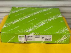 Комплект зчеплення для Волга 24,3102,3110 Газель дв. ЗМЗ - 405.2 4061.2 (кошик-диск-вижимний) Valeo