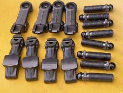 Рокера нового образца  ВАЗ 2101 - 2107, Нива, ВАЗ 21214  с регулировочными болтами (комплект 8 шт.)   «Favorit»